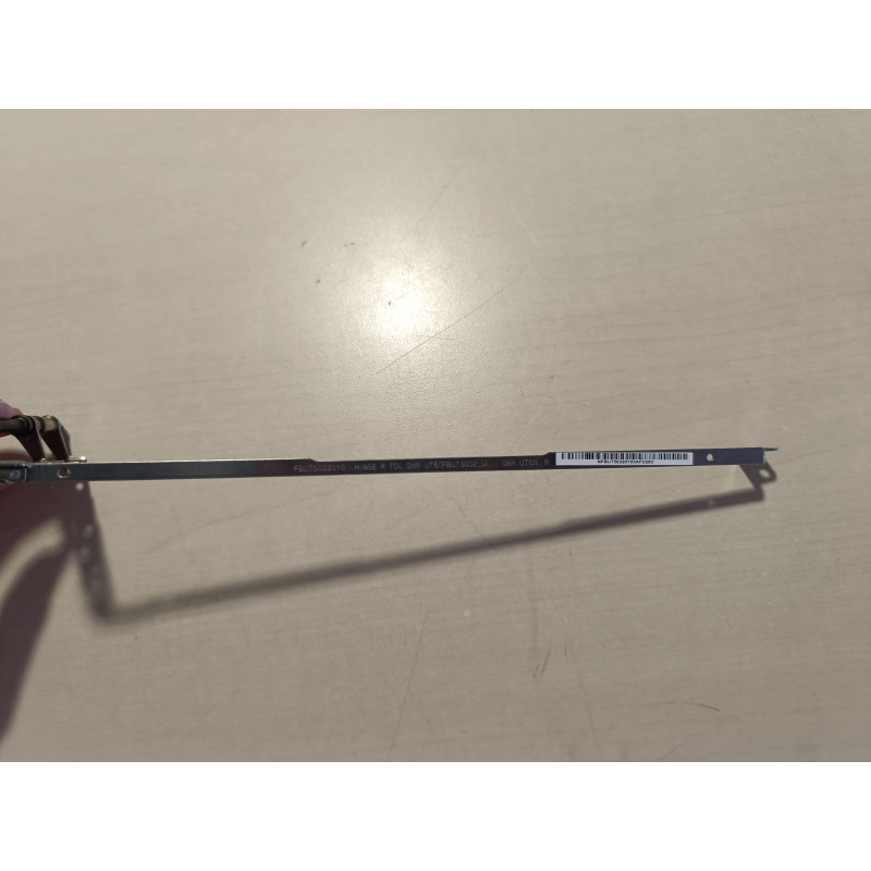 Charnière droite et gauche FBUT5031010 et FBUT5032010 pour HP PAVILION-DV2117EF - Occasion